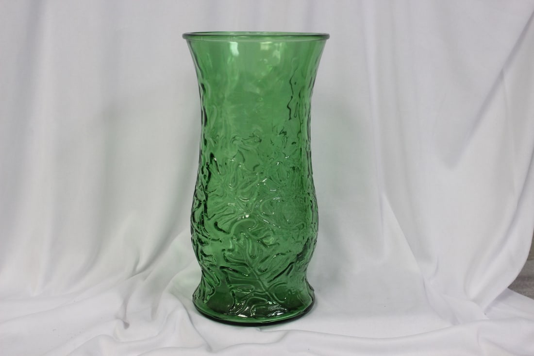 A Cleveland, Ohio Green Glass Vase: 9 1/2" tall