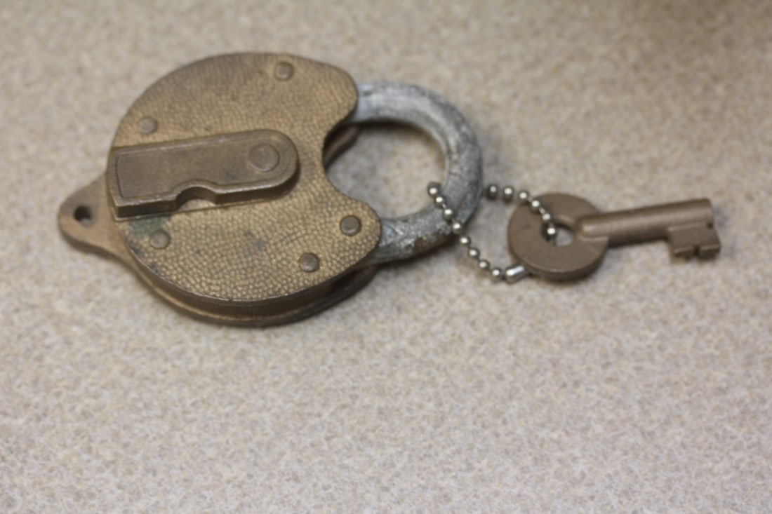 Old Yale Lock with Key - 2