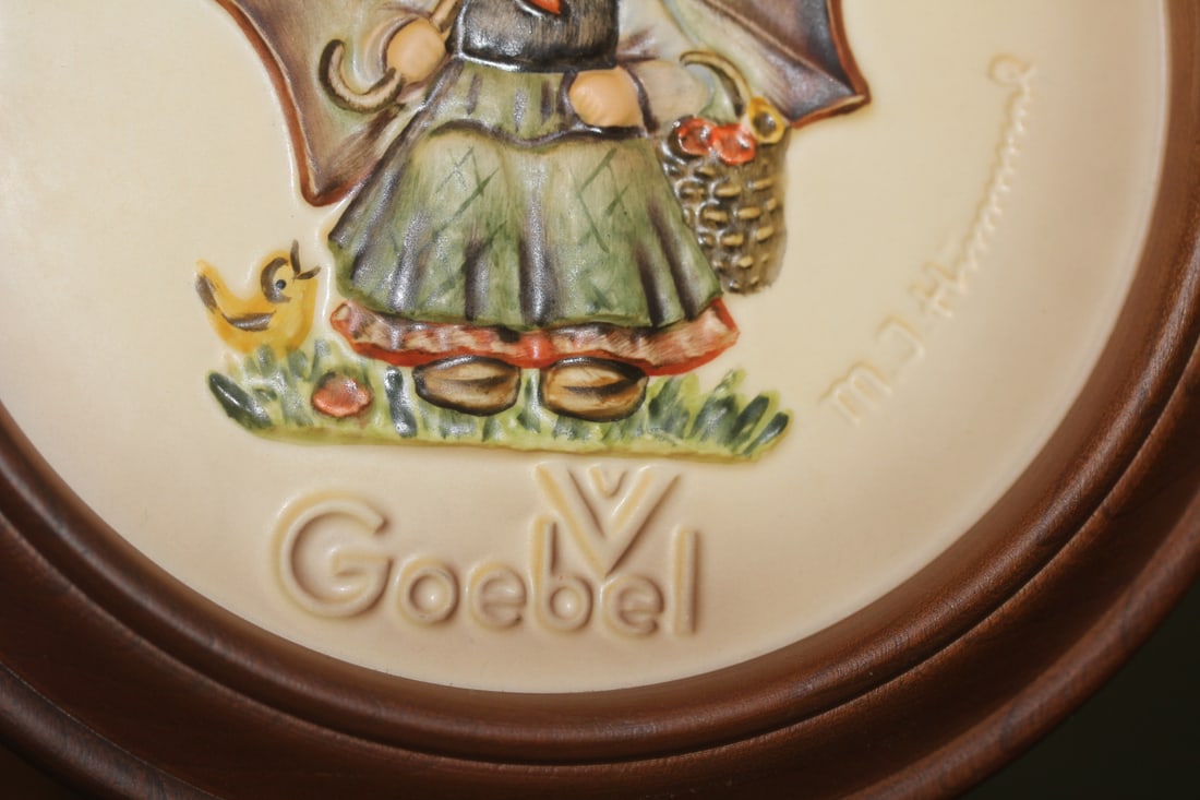 Hummel Plaque - 1978 - 3