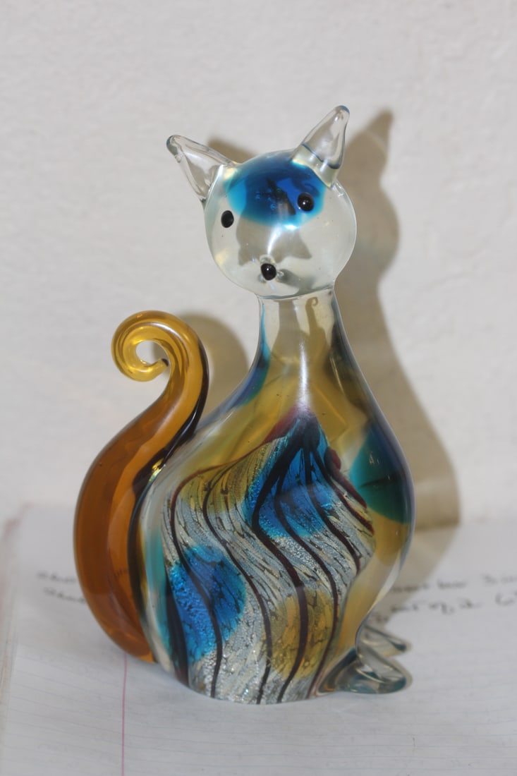 Art Glass Cat: 7" tall