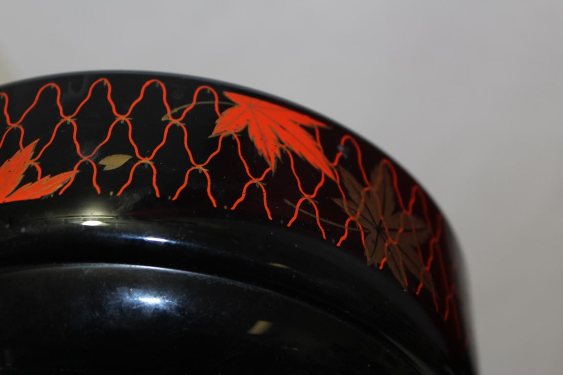 A Lacquer Box - 8