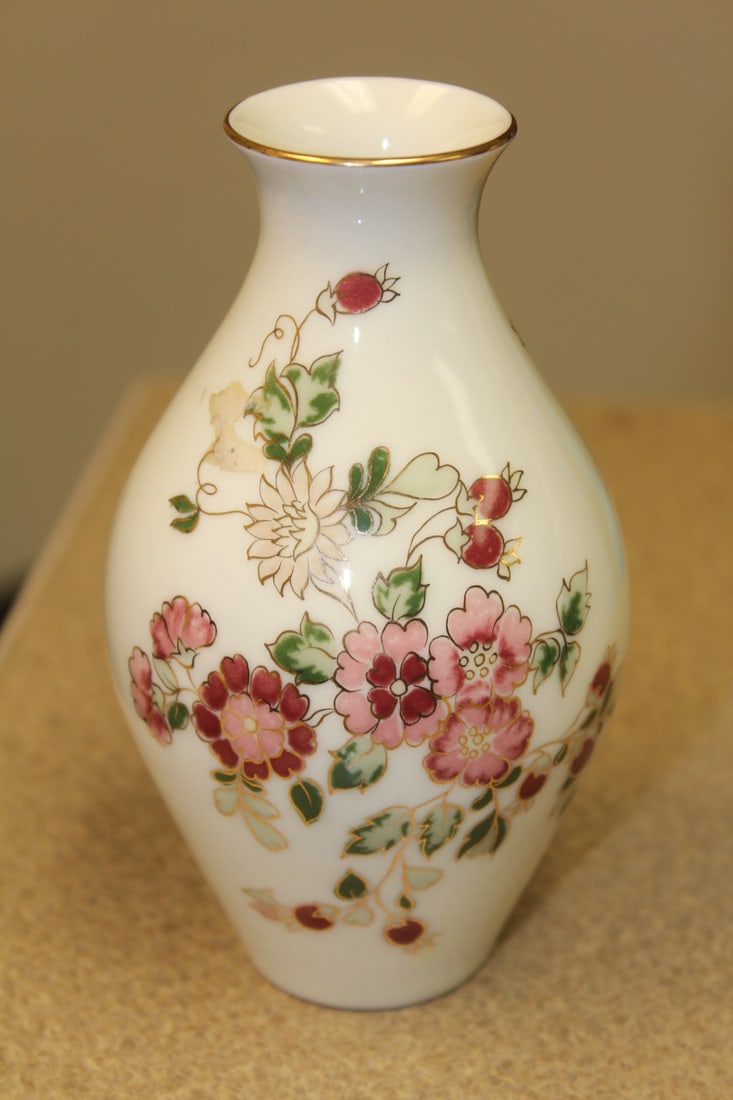 Zsolnay Vase: made in Hungary - 5 1/8" tall