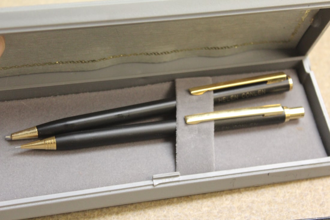 Ball Point Pen and Pencil Set (1 of 3)