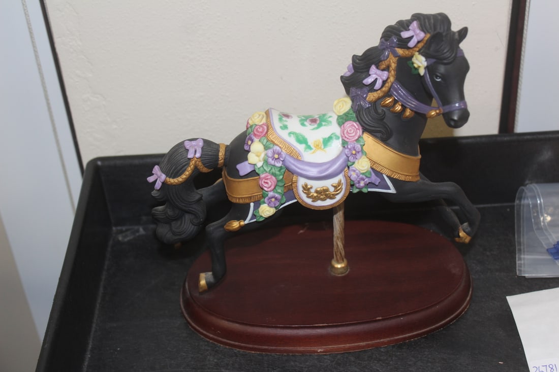 Lenox Carousel Porcelain Horse: 7 3/4" x 9 3/4" tall
