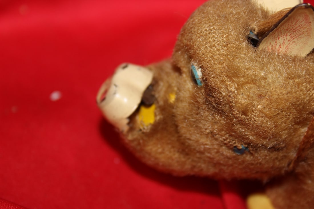A Handwind Toy - 6