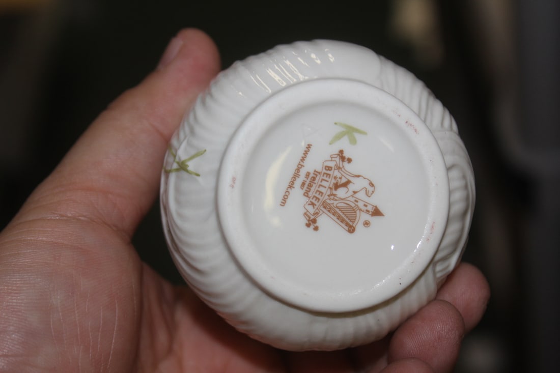 A Belleek Vase - 5