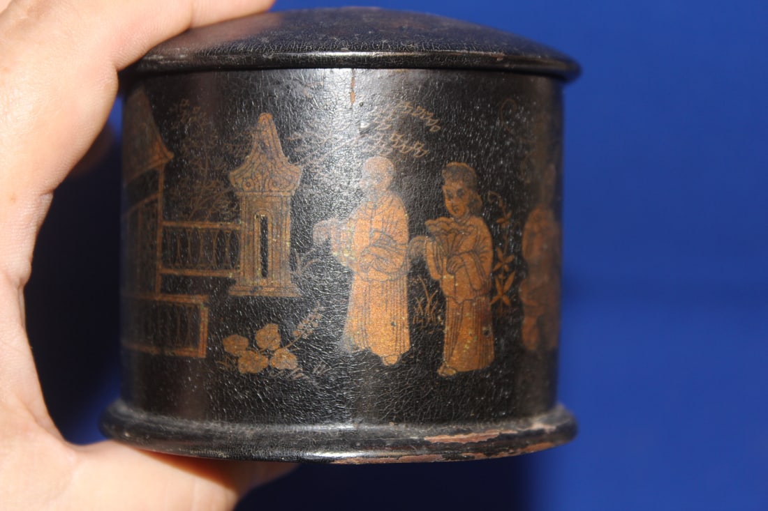 Antique Chinese Export Lacquer Box - 4