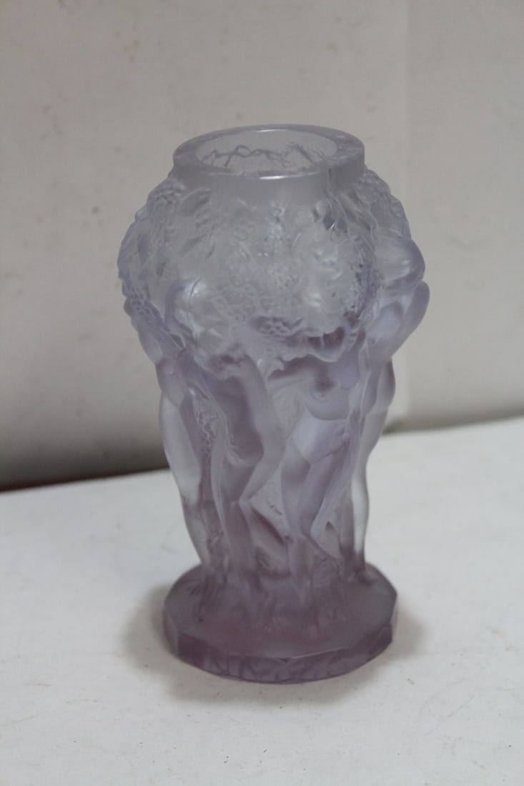 A Signed Amethyst Nude Vase - 4