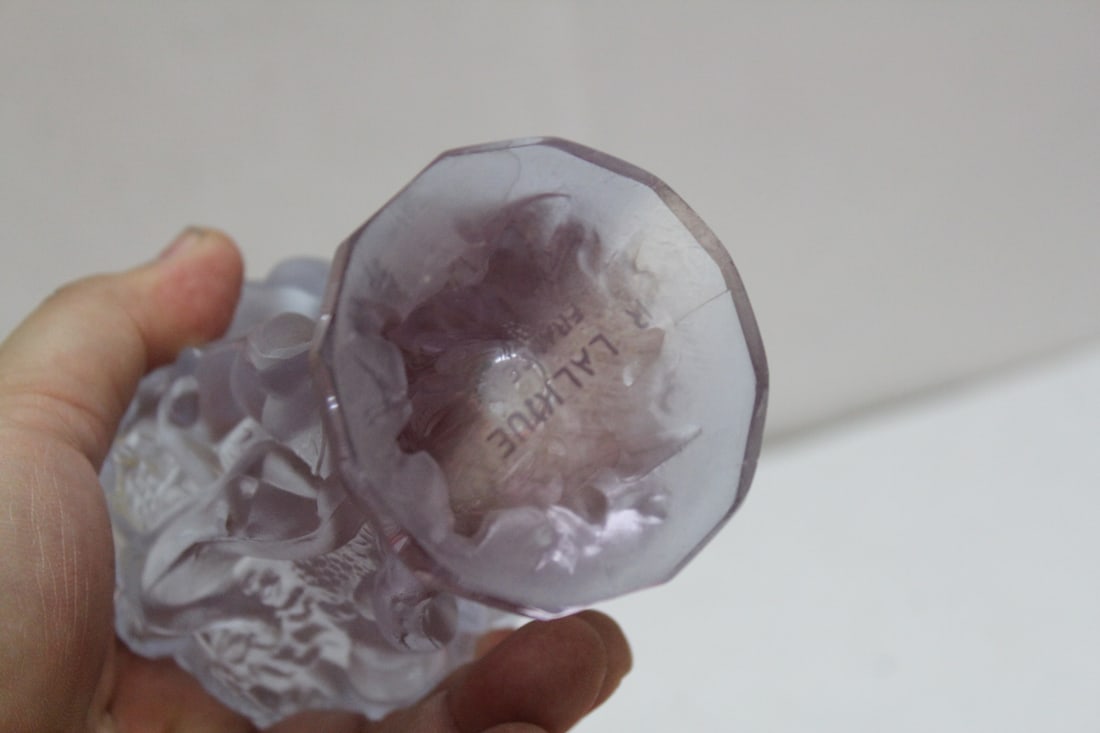 A Signed Amethyst Nude Vase - 6