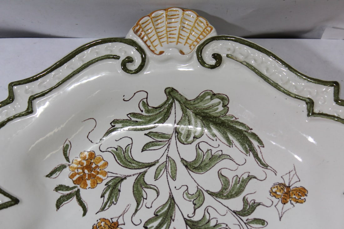 A Decorative Ceramic Plate - 2