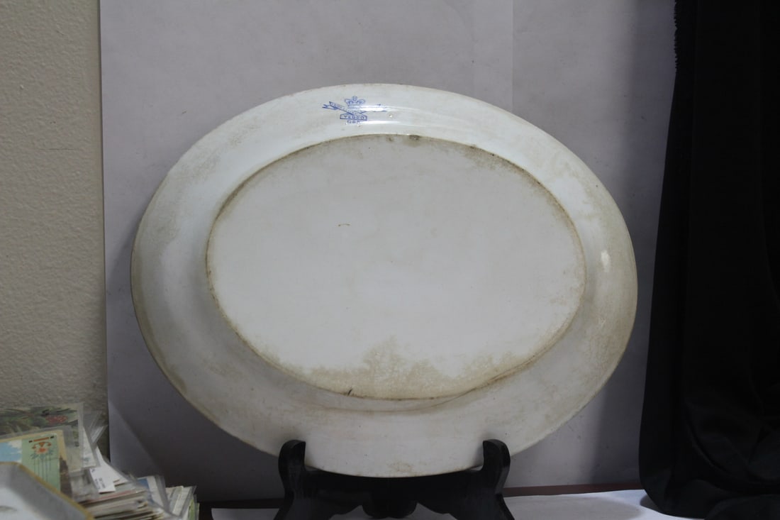 An Ironstone Yeddo Ceramic Platter - 6