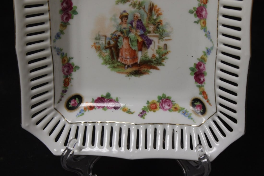 A German Reticulated Square Tray - 3
