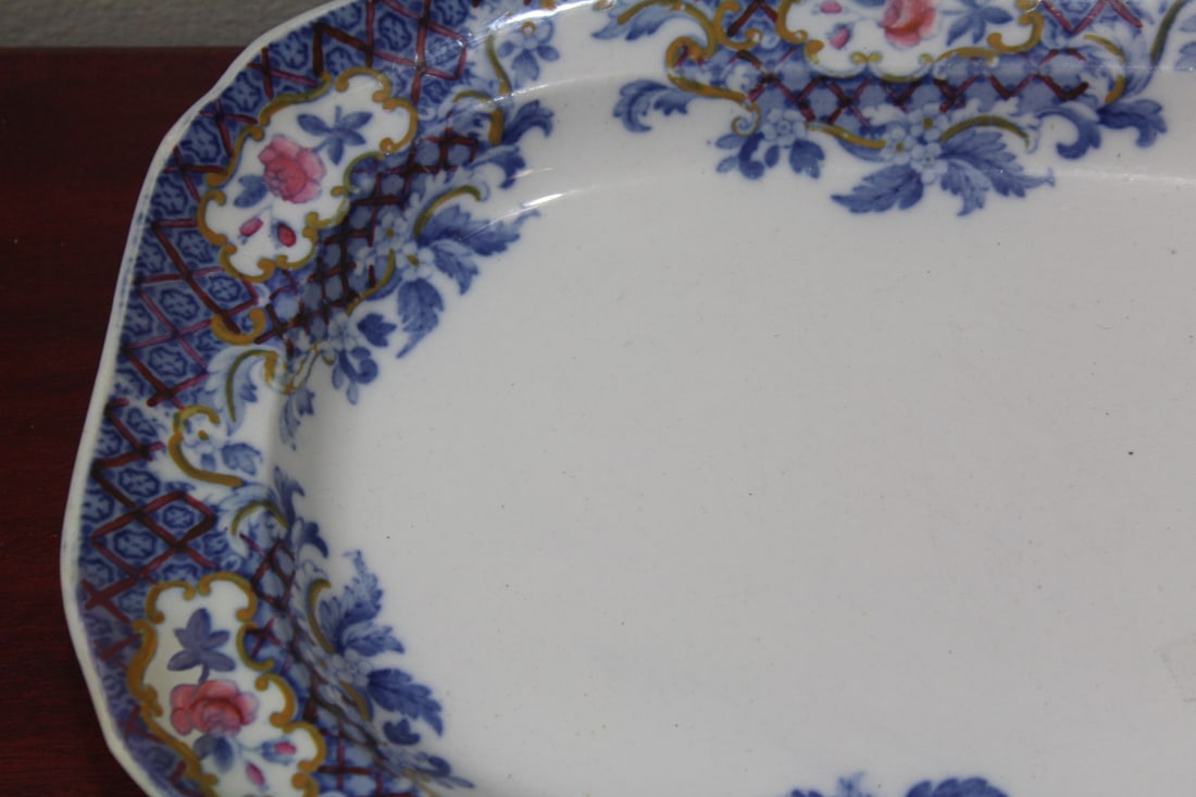A Copeland Ceramic Undertray - 3