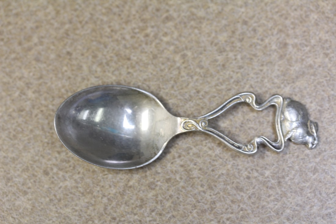 Sterling Spoon: unusual - rabbit - 3 3/4" long