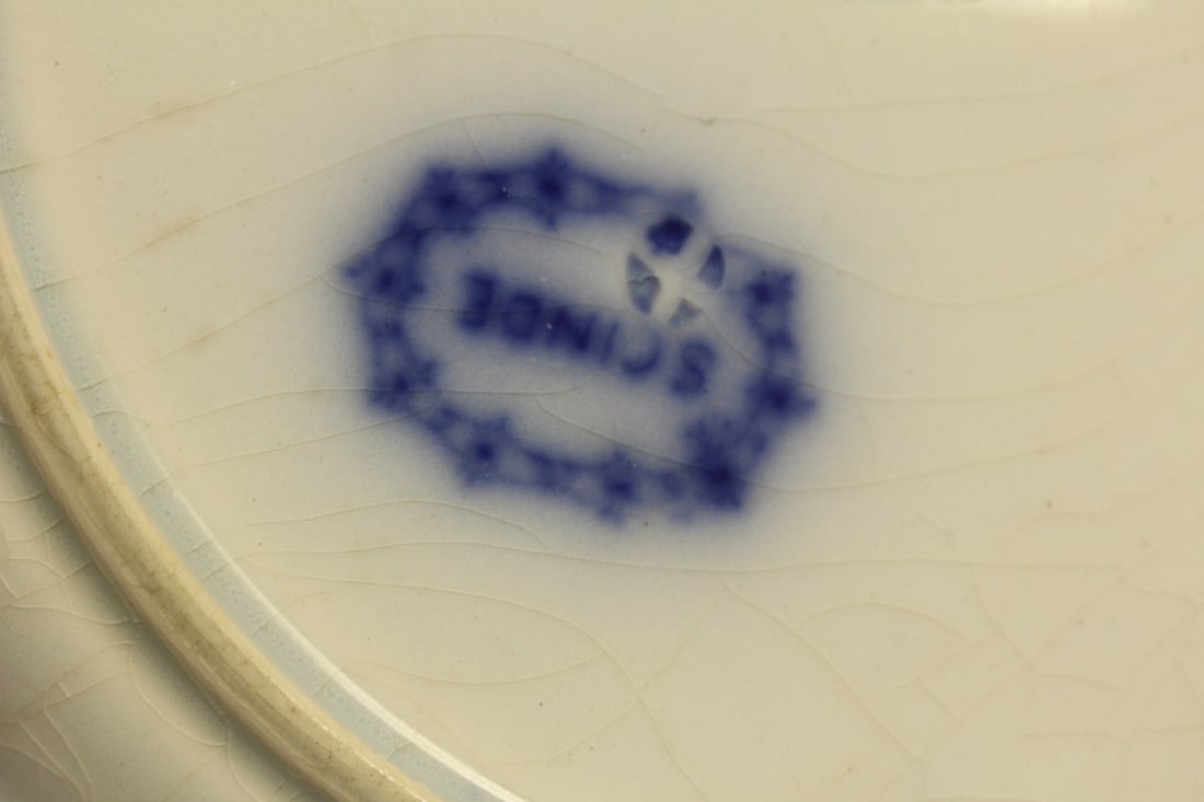 Flow Blue Plate - 9