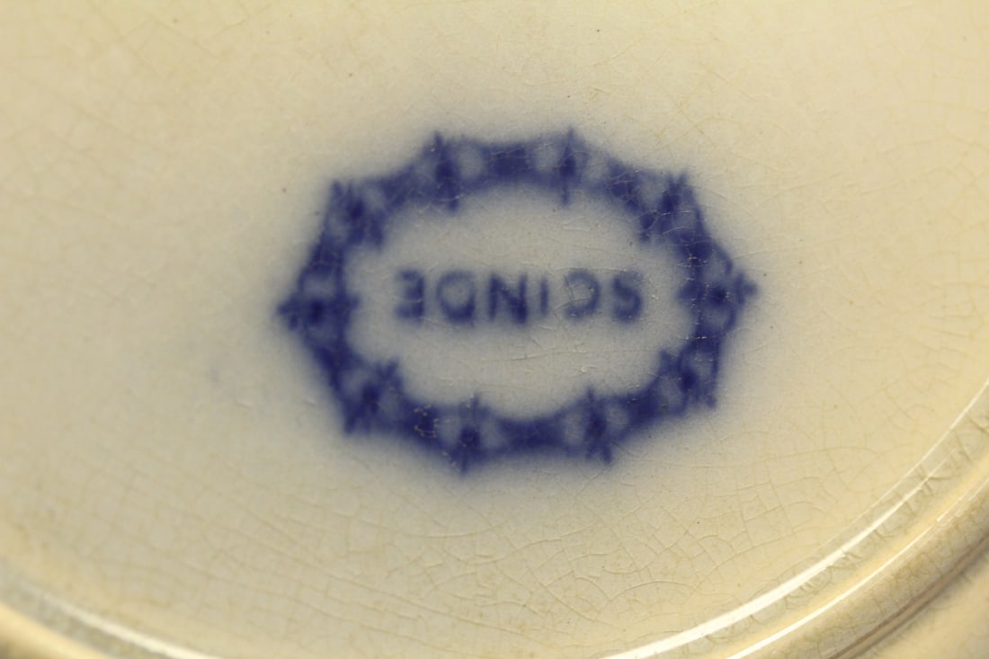 Flow Blue Plate - 8