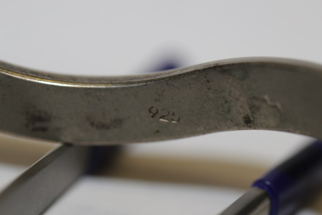 A Sterling Bangle Bracelet - 3