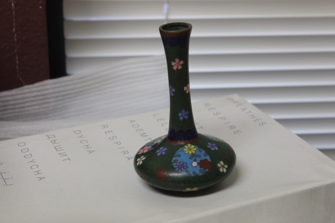 A Cloisonne Stem Vase - 3
