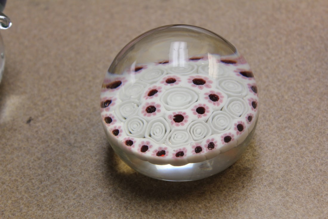 Artglass Paperweight: 3 inches in diameter