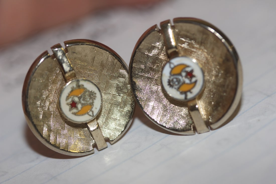 Pair of Masonic Cufflinks: gold filled or gold plated