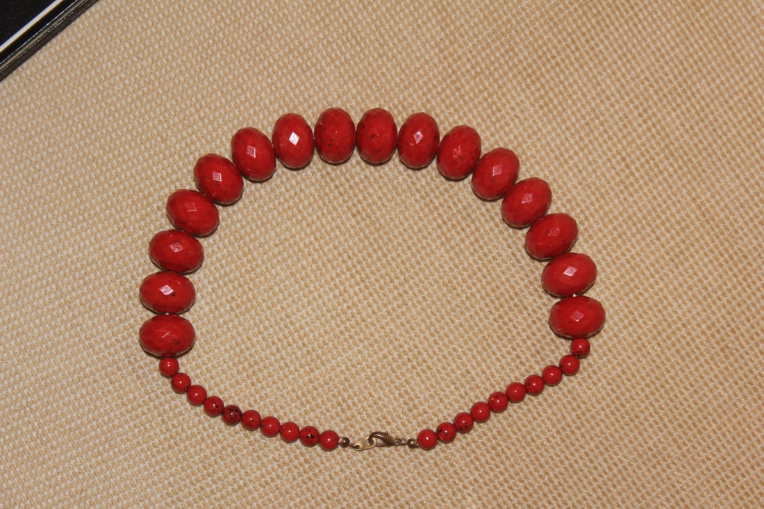 Beaded Choker Necklace (1 of 2)