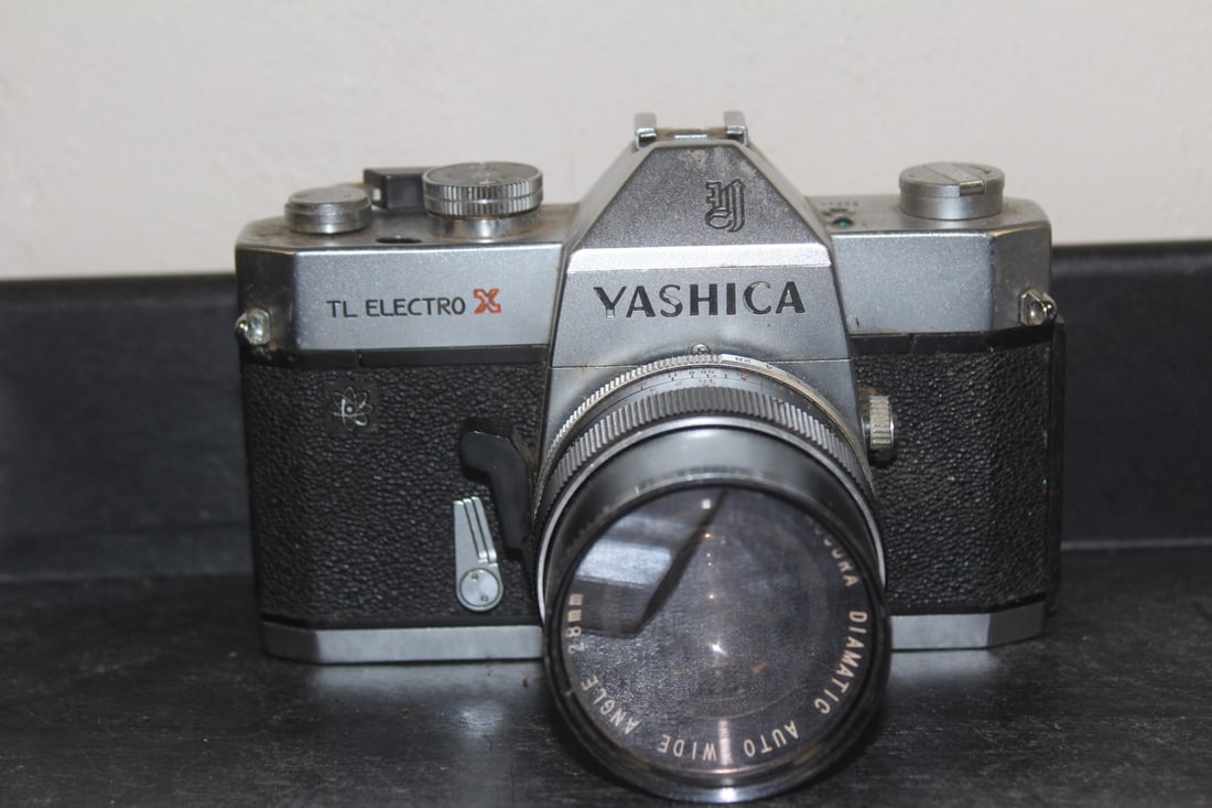 Yashica Camera: not sure if all parts are there or not - not tested, sold as is