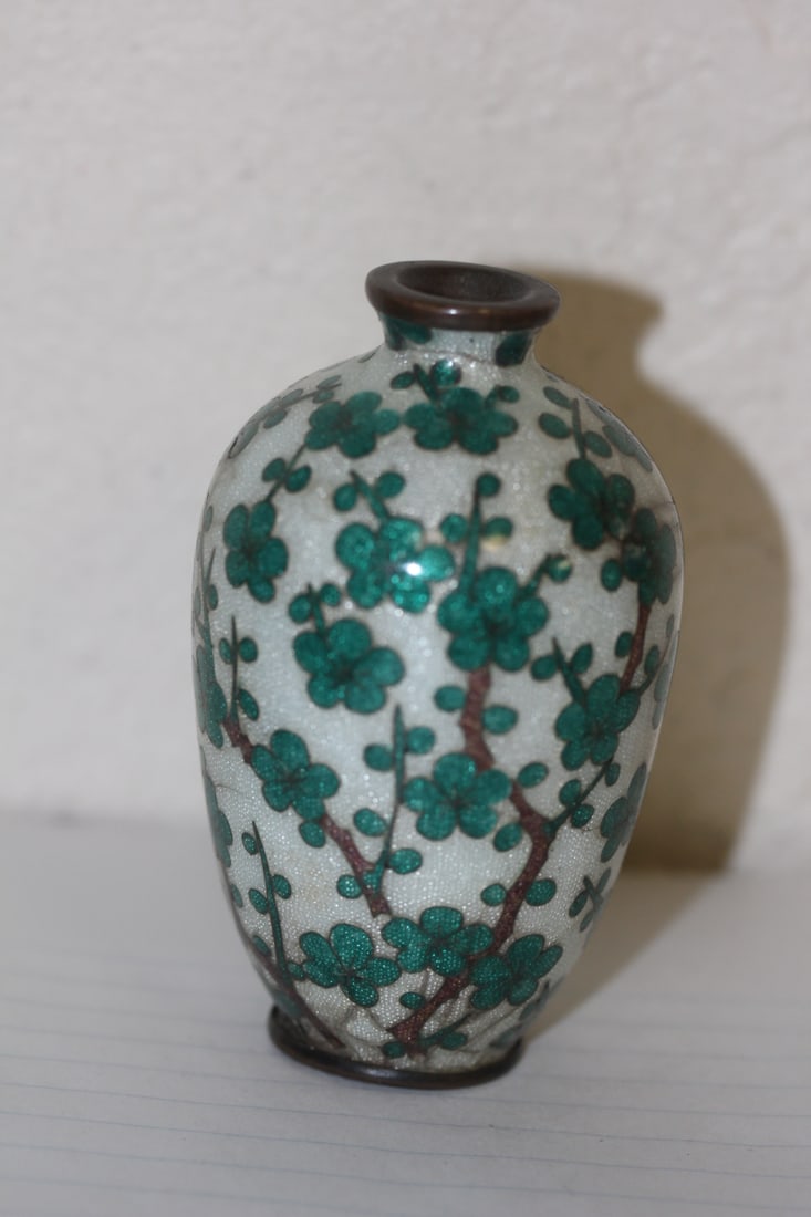 Antique Gimbari Small Vase - 2