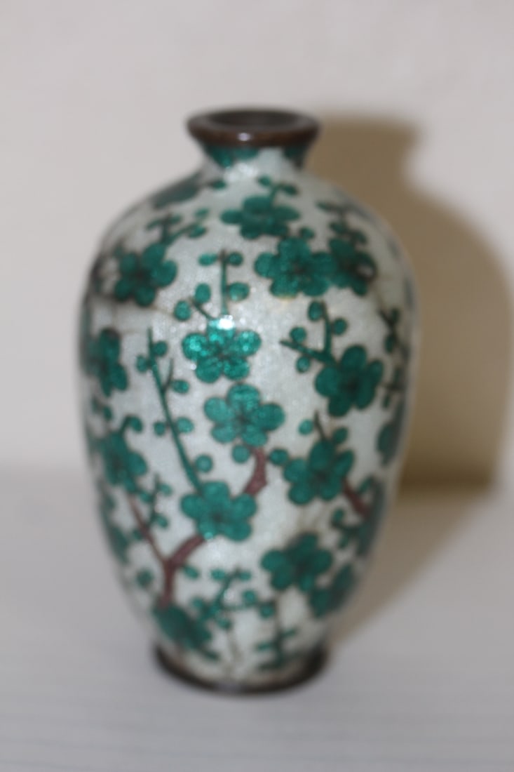 Antique Gimbari Small Vase - 4