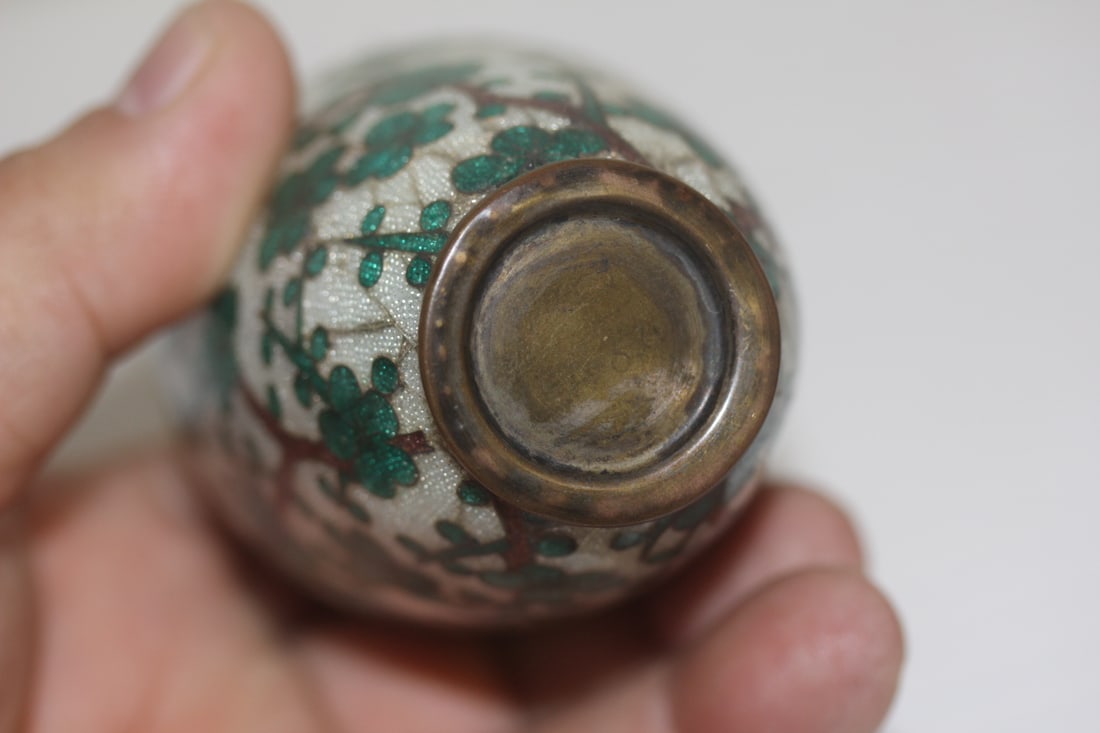 Antique Gimbari Small Vase - 6
