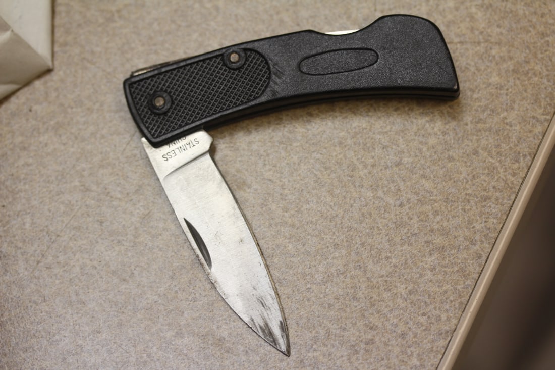 Pocket Knife: as shown