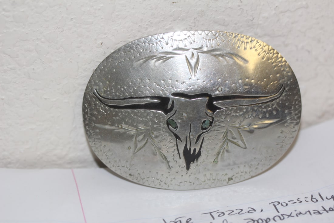Buffalo Motief Belt Buckle: 3 1/4" across