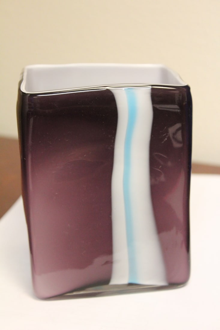 A Square Artglass Vase: 5 1/4" tall