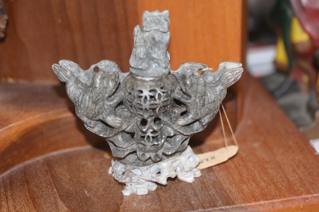 Chinese Soapstone Incense Bottle: with lid - 4 inches tall