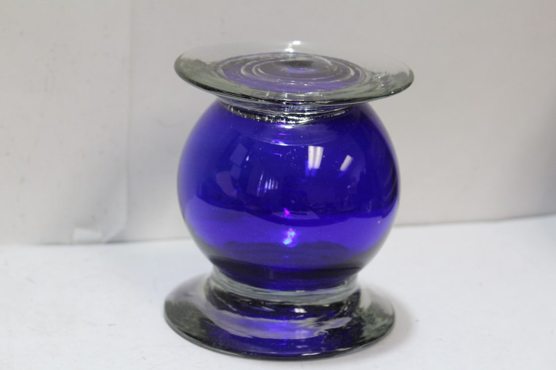 Handblown Cobalt Blue Glass Stand: 4 1/2" tall