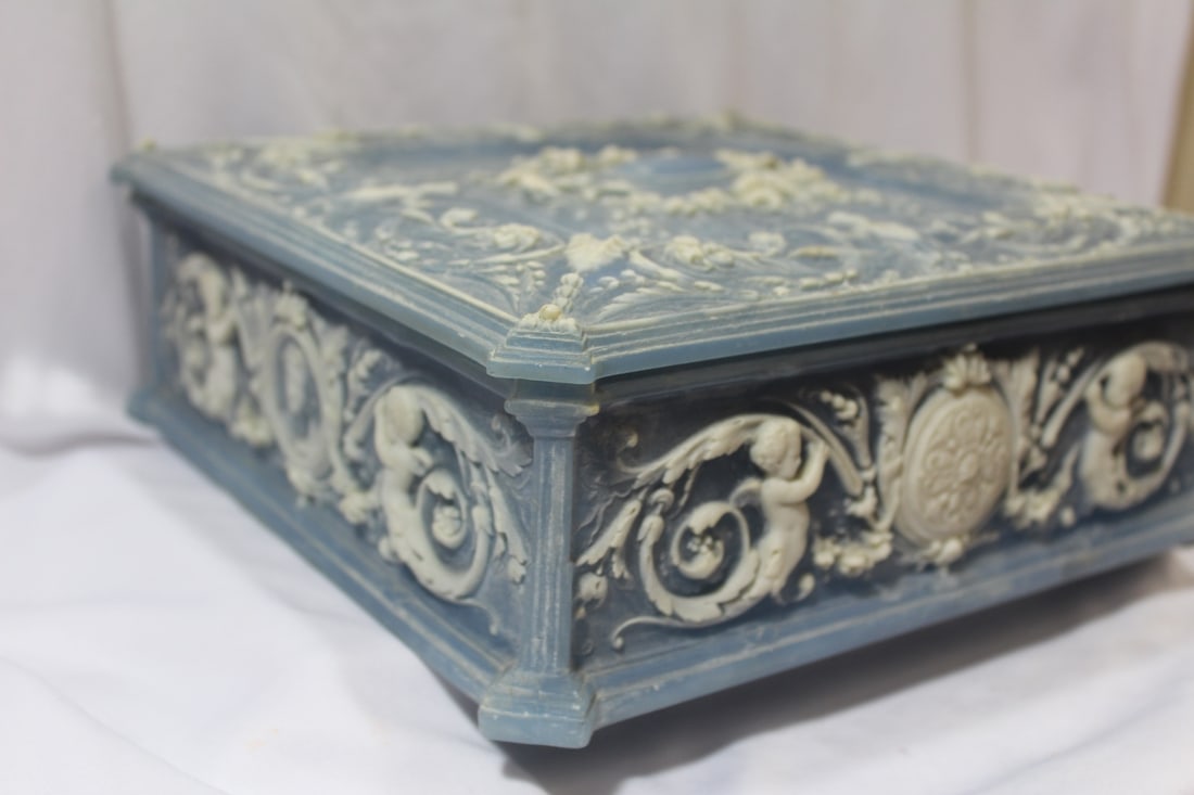 A Resin Box - 3