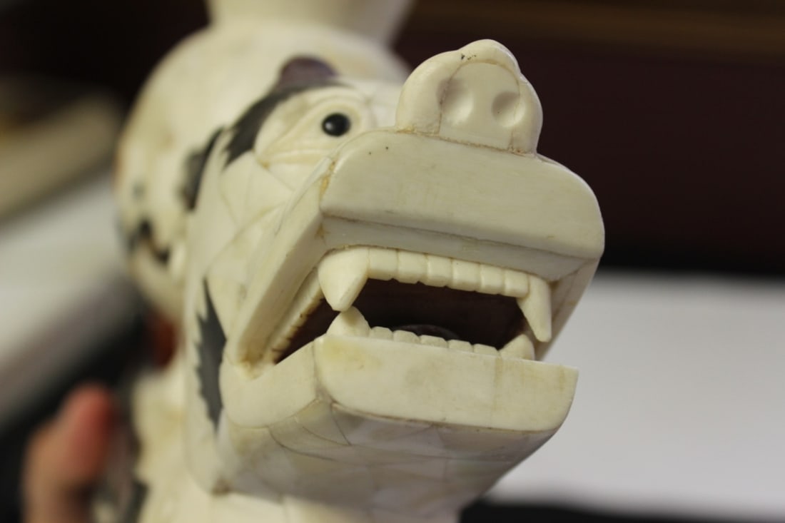 A Bone Foo Dog - 8