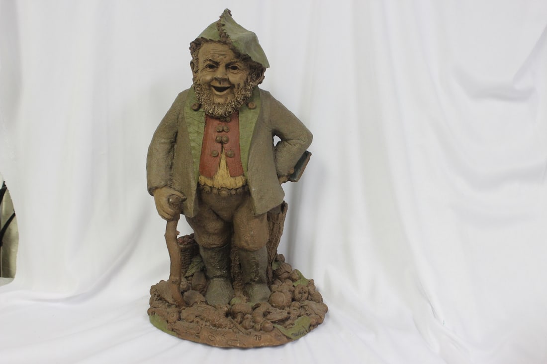 Tom Clark Figurine - "Hyke": 12 1/2" tall