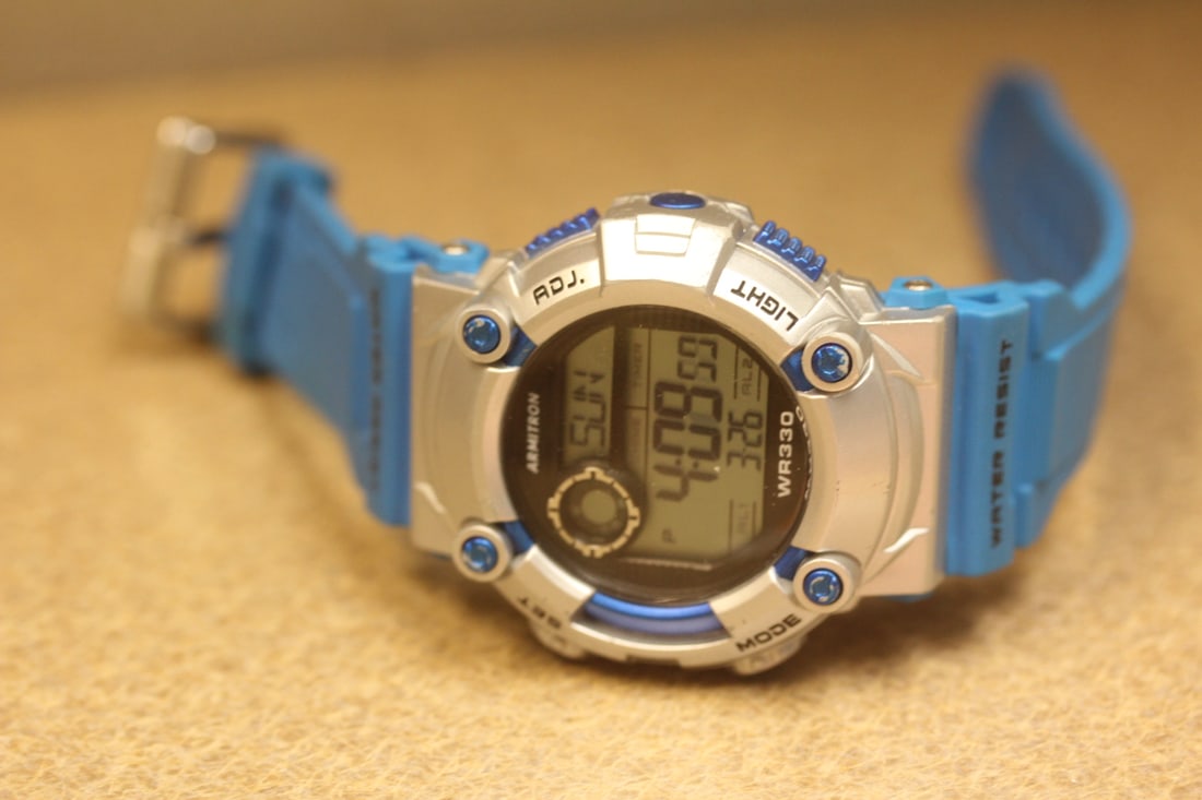 Armitron Digital Watch: working - battery is new