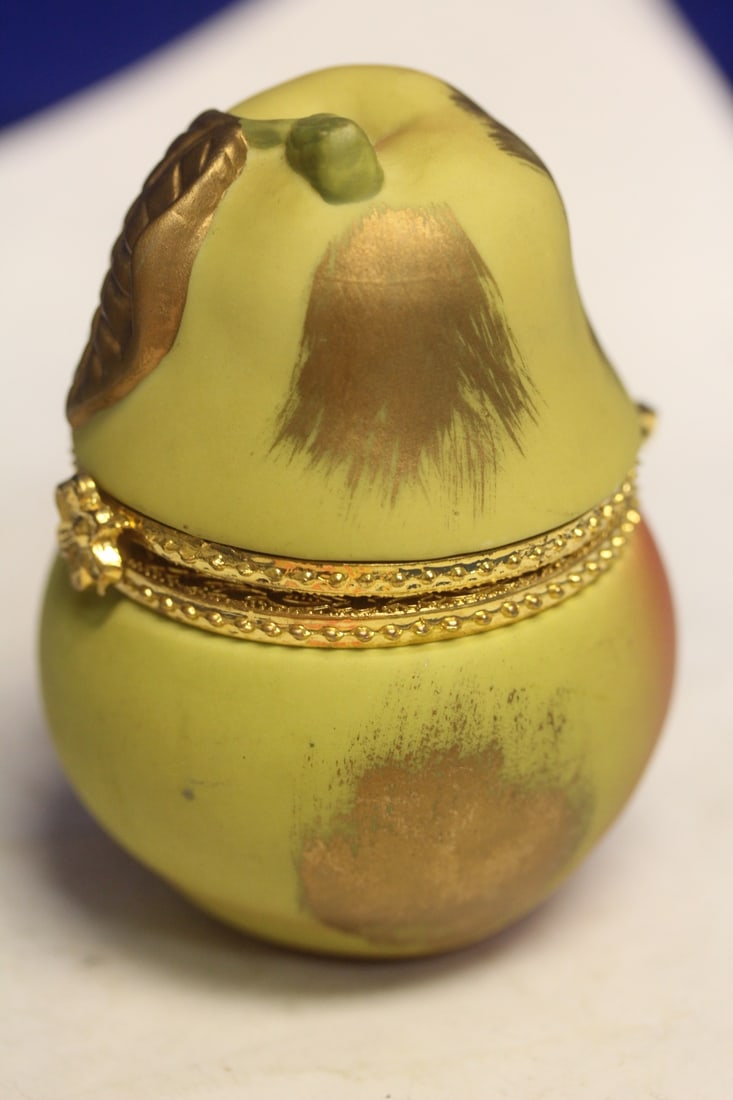 Ceramic Apple or Pear Form Trinket Box: 3 7/8" tall