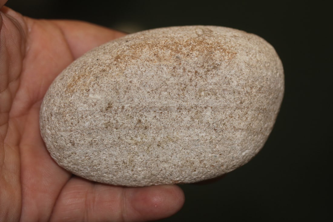 A Rock: possibly gemstone rock - 3 5/8" across