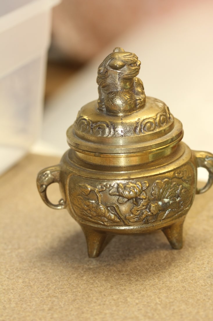 Bronze or Brass Chinese Incense Burner: 4 5/8" tall