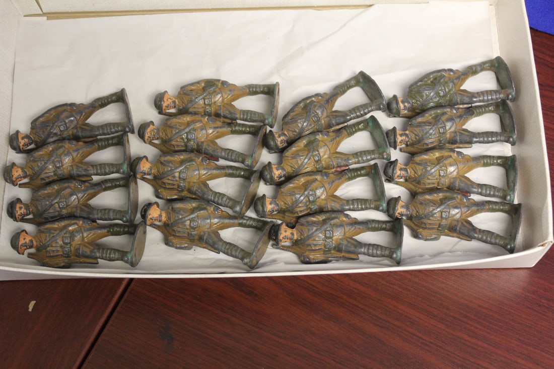 Set of 16 Manoil Metal Soldiers: 1930's - approximately 3 1/4" tall