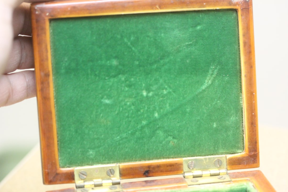 Lacquer Box - 9