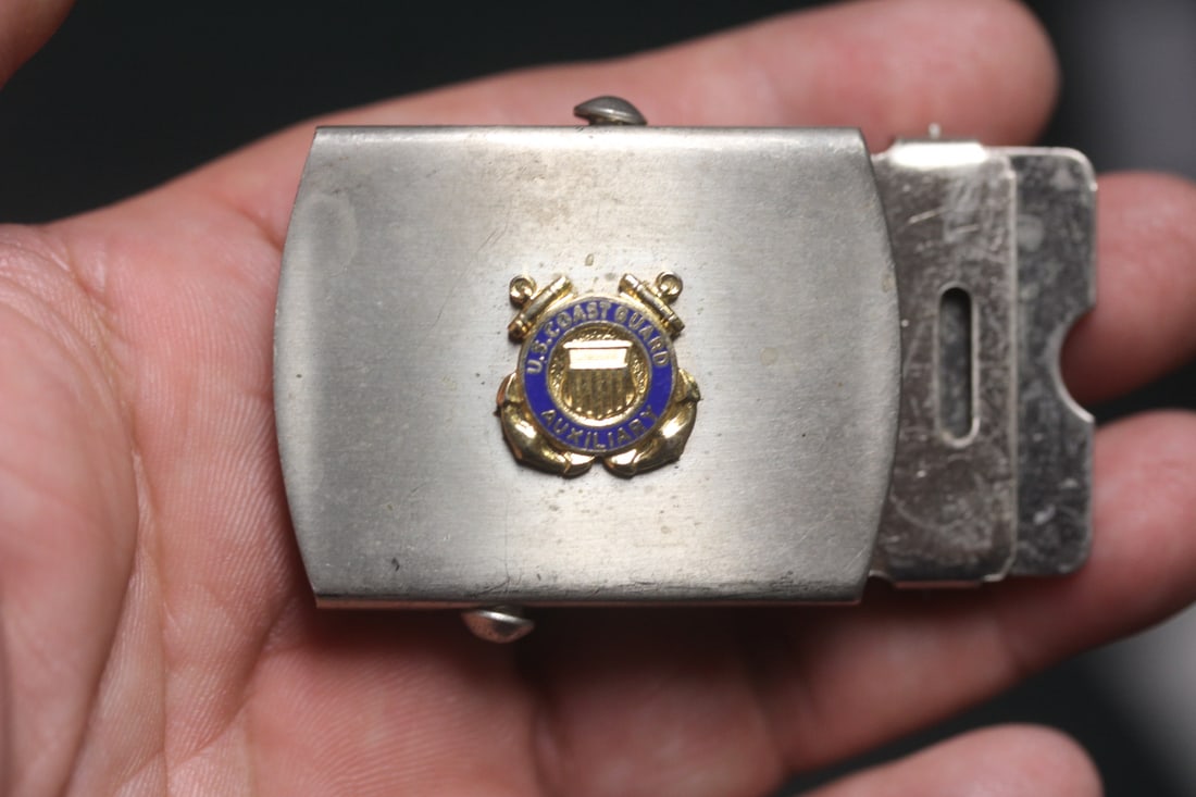US Coast Guard Belt Buckle (1 of 3)