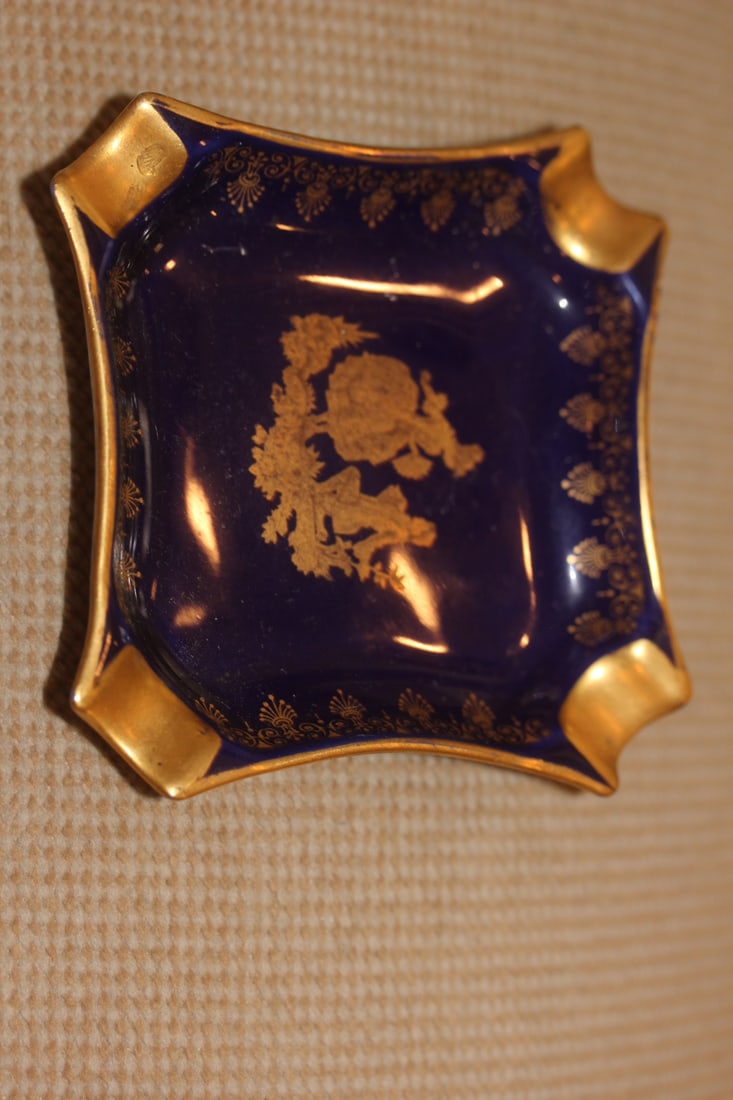 Limoges Personal Ashtray: 3 3/4" square
