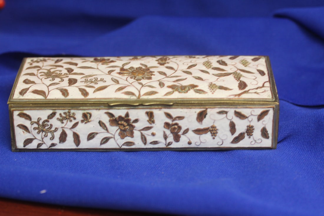 A Chinese Cloisonne Long Box: 6 7/8" across