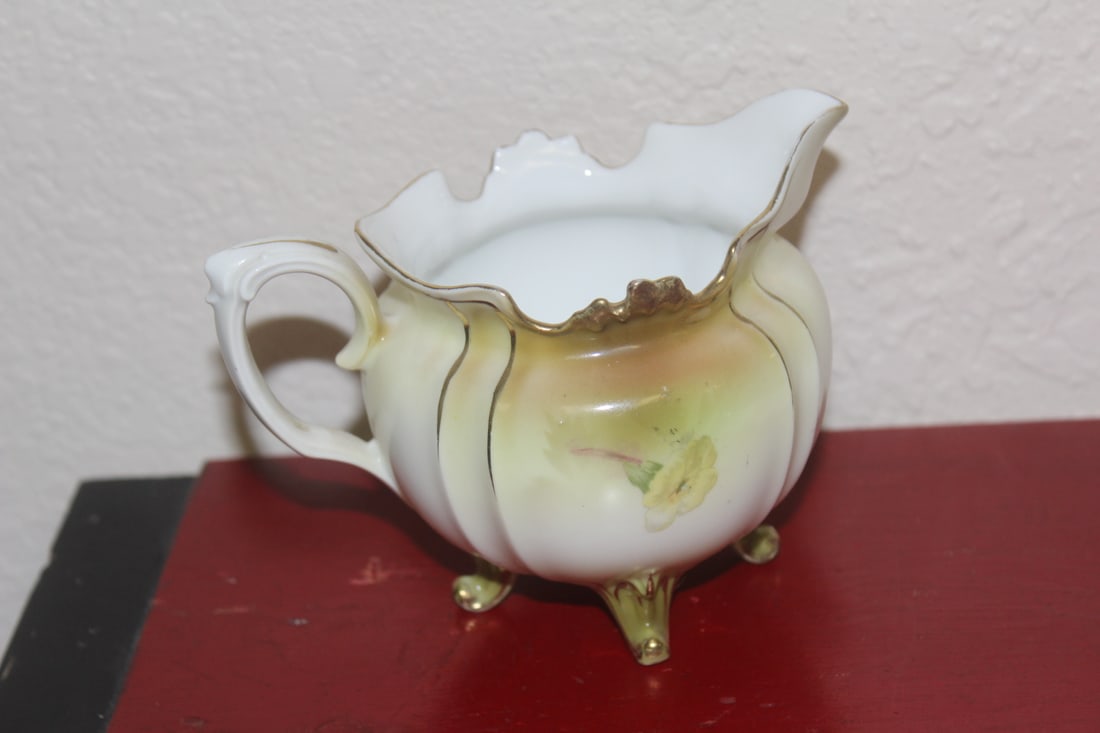 Signed RS Prussia Creamer: 5 inches across