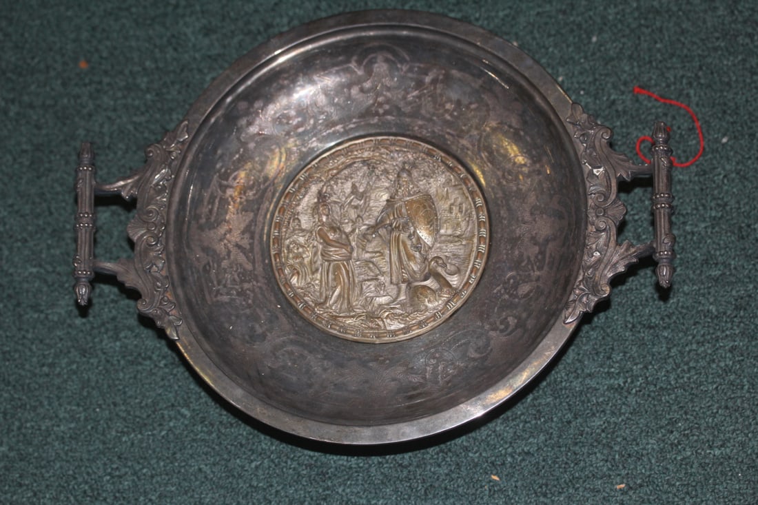 A Silverplate Tazza (1 of 7)