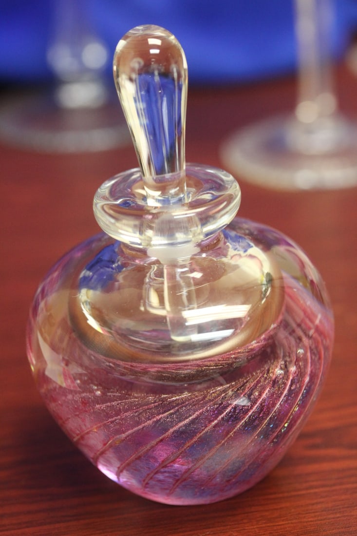 A Signed Artglass Parfume Bottle: signed: Jeff Ulrich Maytum - studio lavender/purple - 5 1/4" tall