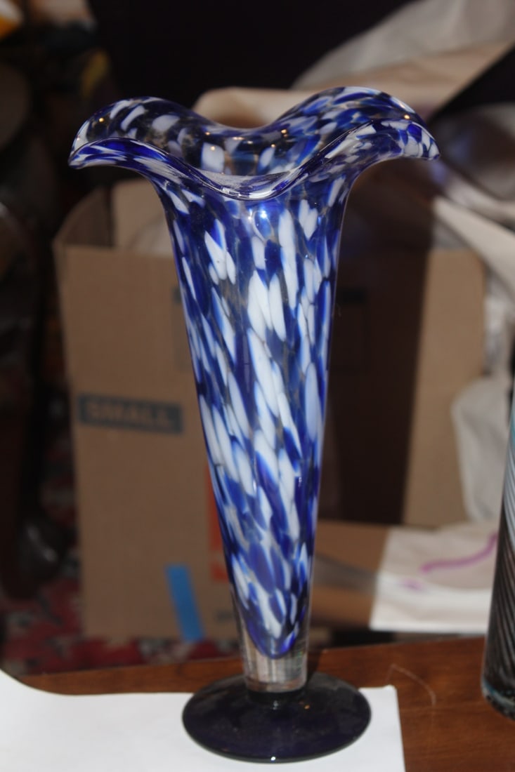 Art Glass Vase: 12 1/2" tall